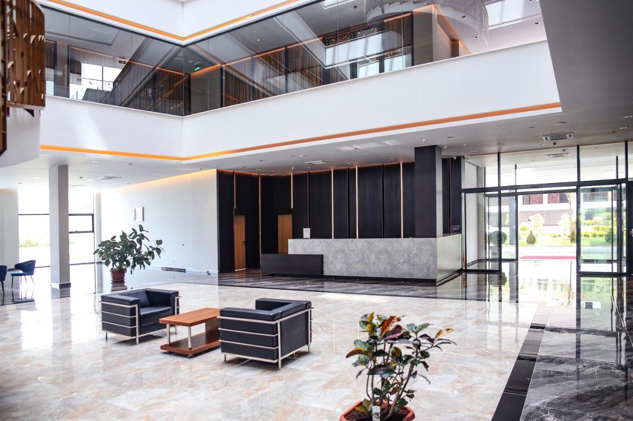 Hotel Lakeside Vermice Экстерьер фото