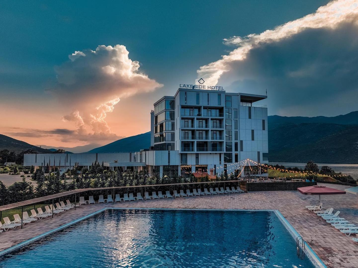 Hotel Lakeside Vermice Экстерьер фото