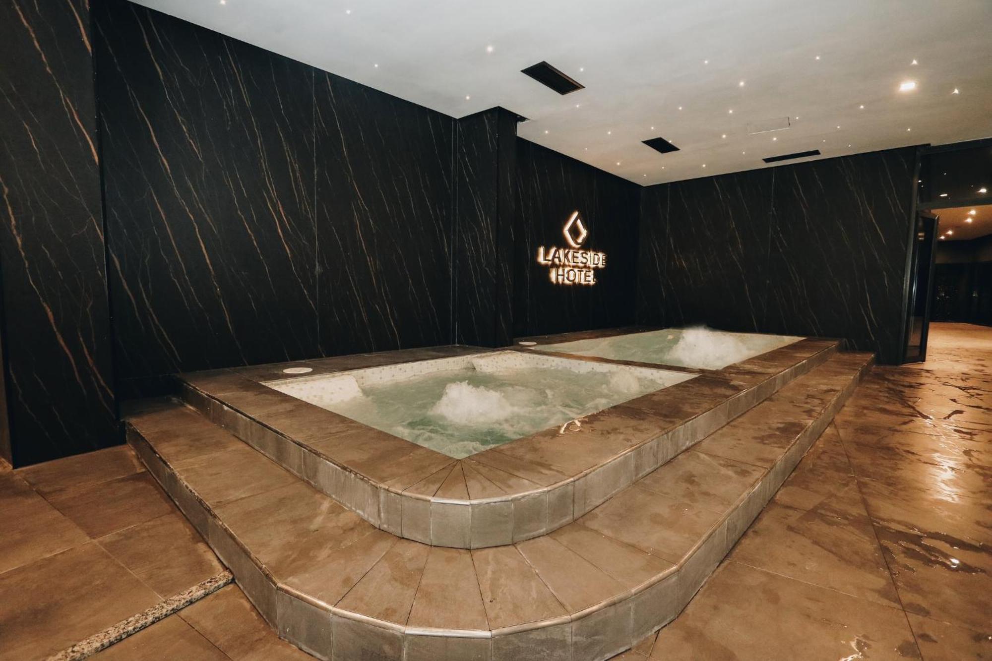 Hotel Lakeside Vermice Экстерьер фото